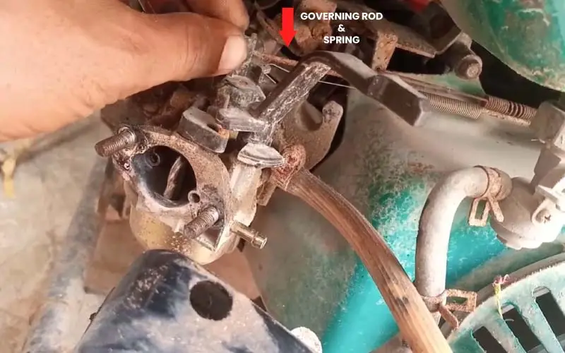 Disconnect the Carburetor